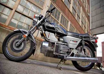 Hercules W-2000: The First Rotary-Powered Motorcycle Image